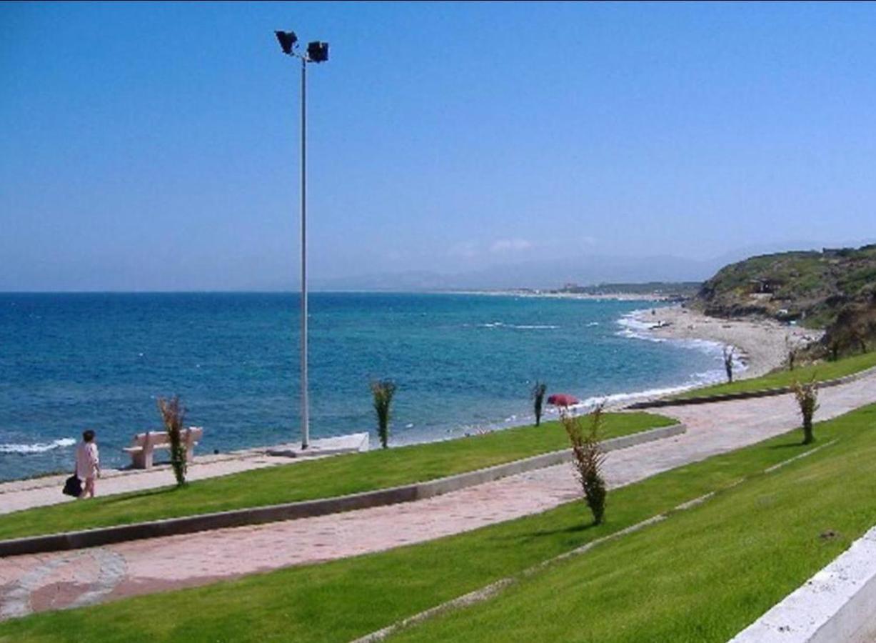 Apartment Tramonto Sea-Front Valledoria  Εξωτερικό φωτογραφία