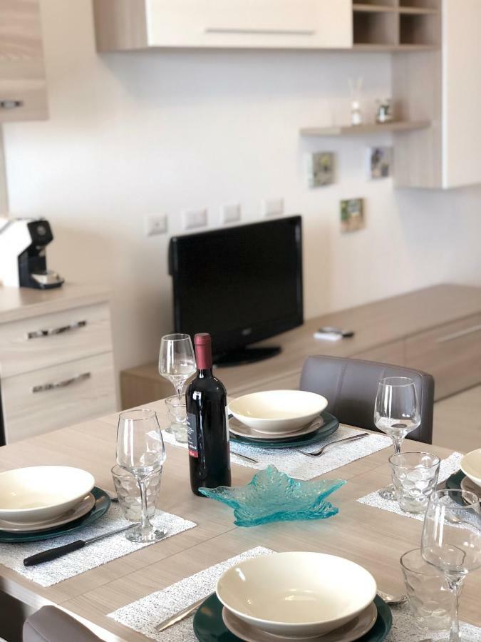 Apartment Tramonto Sea-Front Valledoria  Εξωτερικό φωτογραφία