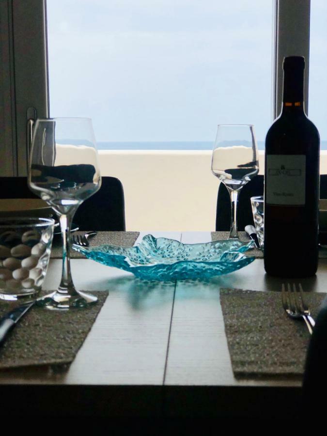 Apartment Tramonto Sea-Front Valledoria  Εξωτερικό φωτογραφία
