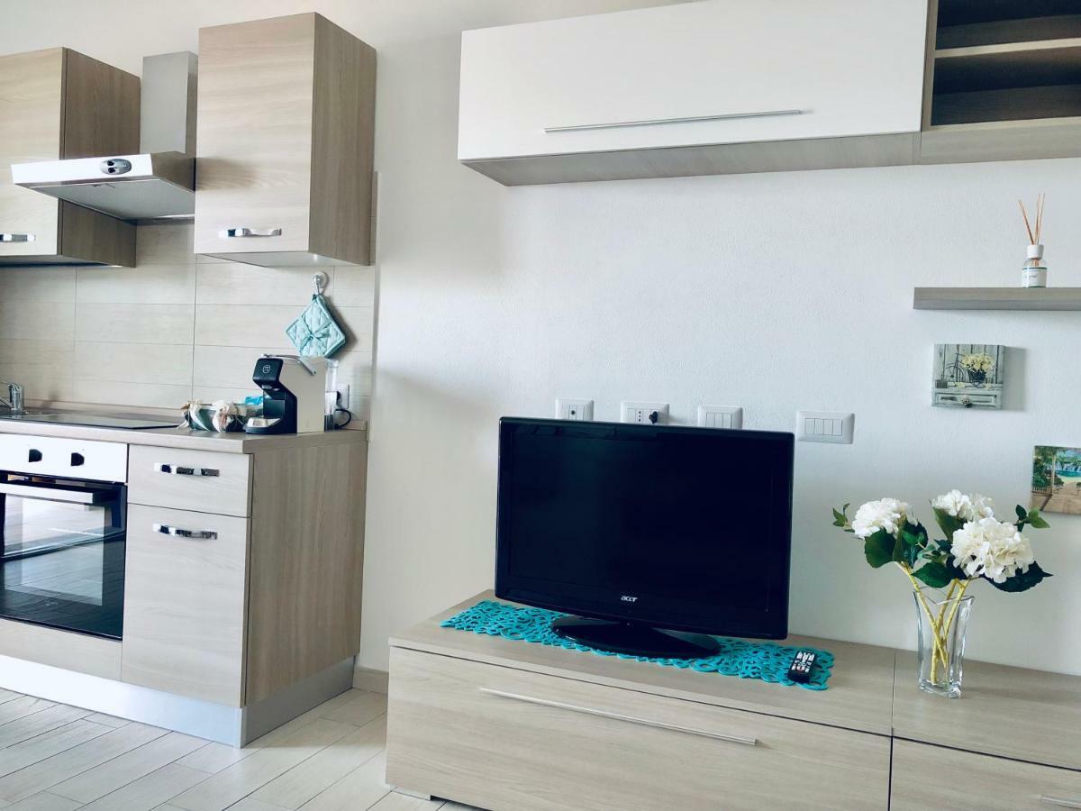 Apartment Tramonto Sea-Front Valledoria  Εξωτερικό φωτογραφία