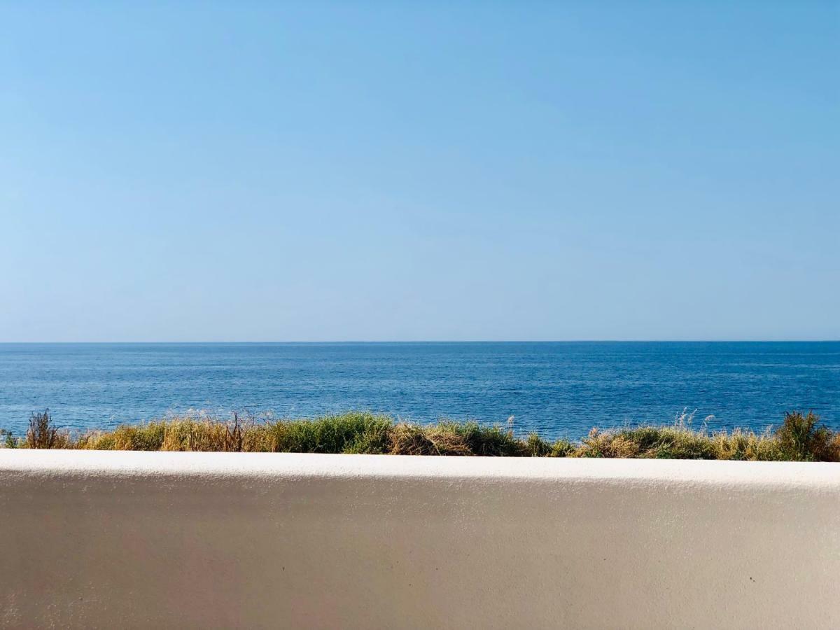 Apartment Tramonto Sea-Front Valledoria  Εξωτερικό φωτογραφία