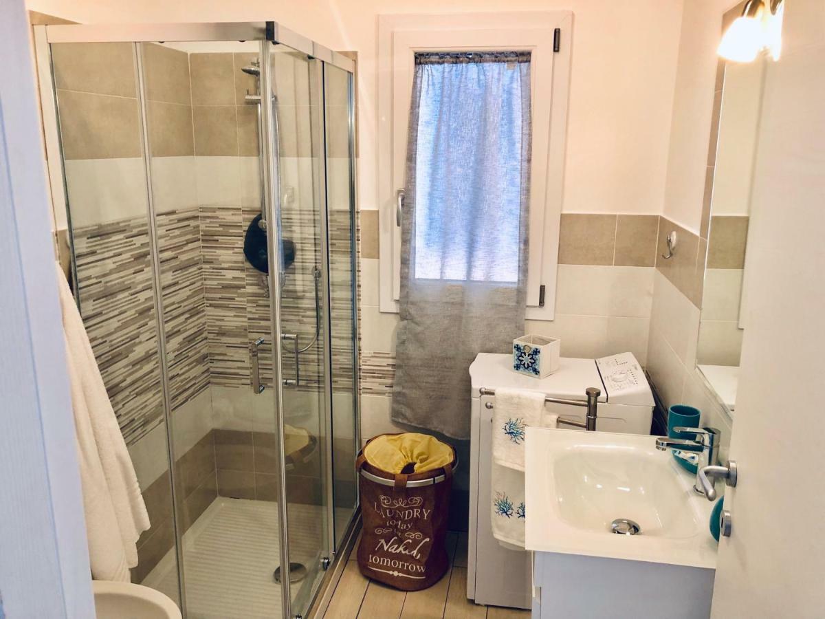 Apartment Tramonto Sea-Front Valledoria  Εξωτερικό φωτογραφία